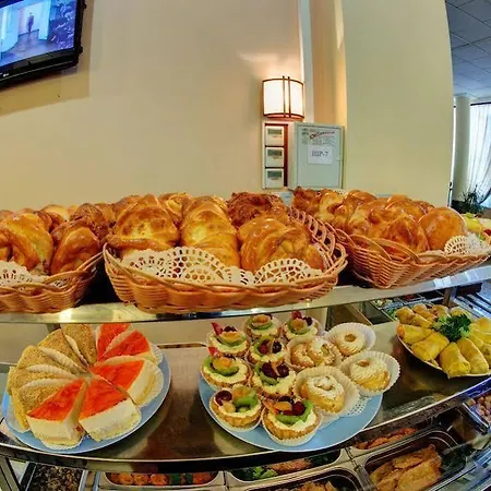 Hotel Holosiyvsky Kiev