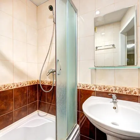 Holosiyvsky Hotel 3*