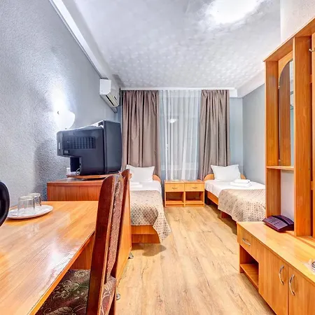 Holosiyvsky Hotel